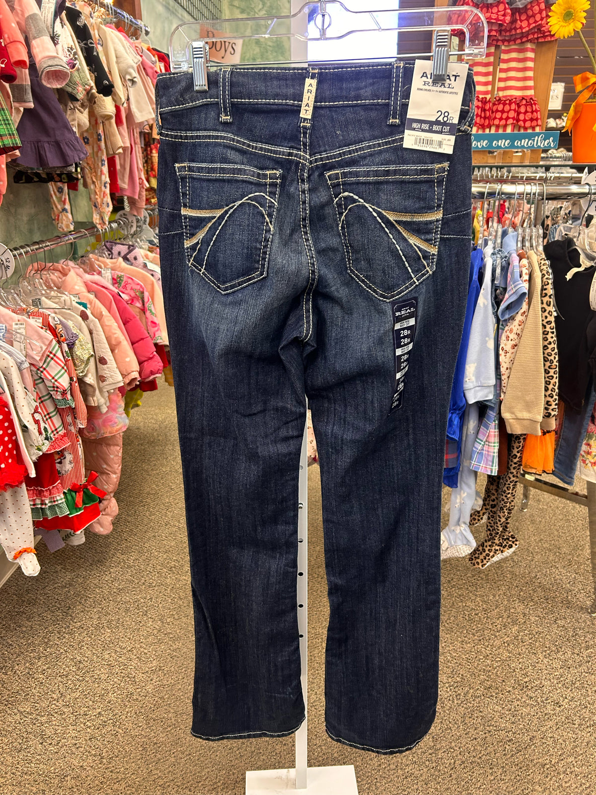 New with Tag ARIAT BLUE DENIM Size: 7 Jean