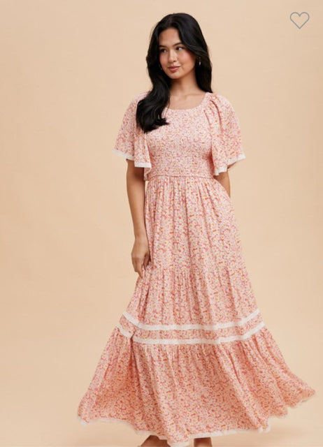 New IN LOOM Pink floral White Trim Size Small Short Sleeve Dress