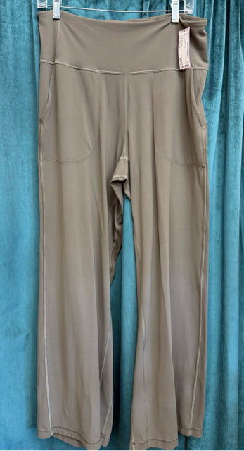 Pre-owned Lululemon Light green Size: 12 Designer Pant