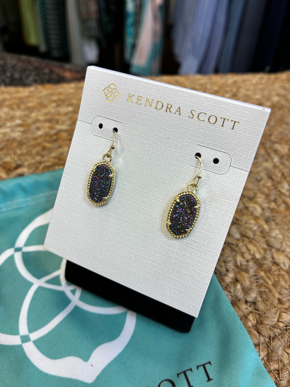 Pre-owned KENDRA SCOTT Purple blend Sparkle Designer Earring