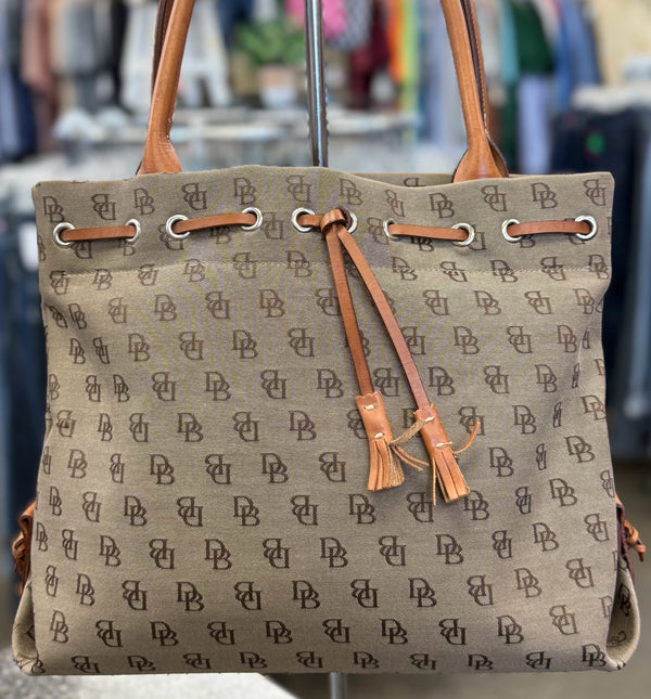 Pre-owned DOONEY&BOURKE Tan Signature Light brown Shoulder Designer Purse