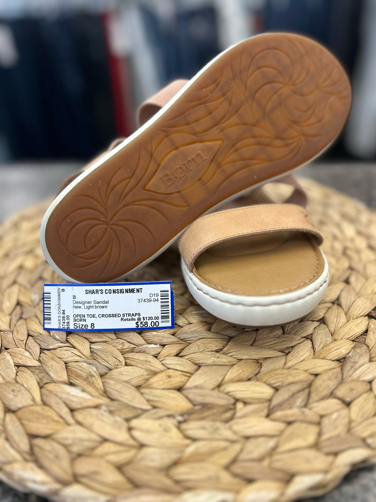 New BORN Light brown Size 8 Designer Sandal