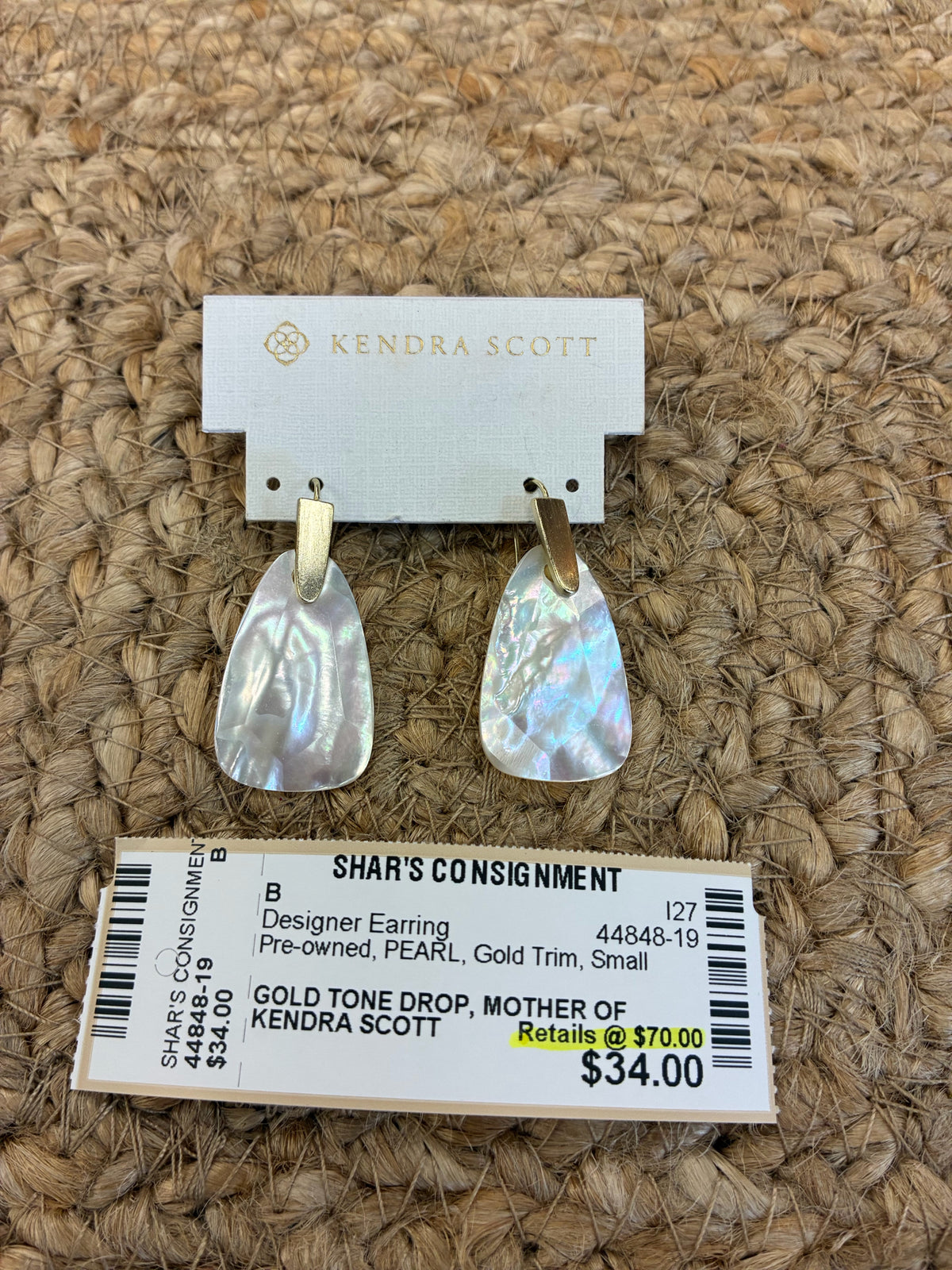 Pre-owned KENDRA SCOTT PEARL Gold Trim Small Designer Earring