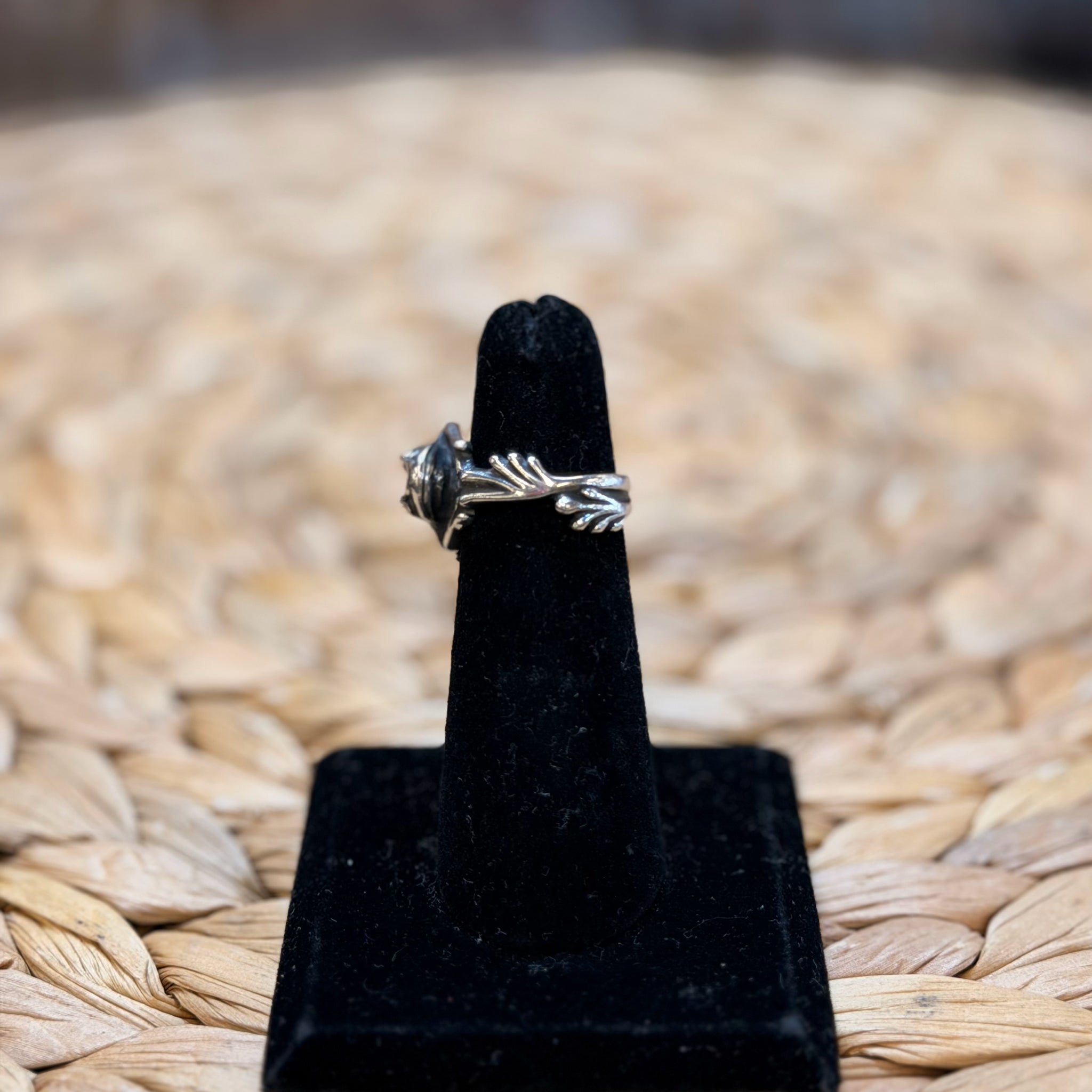 Pre-owned JAMES AVERY STERLING SILVER Ring Size 6 Designer Ring