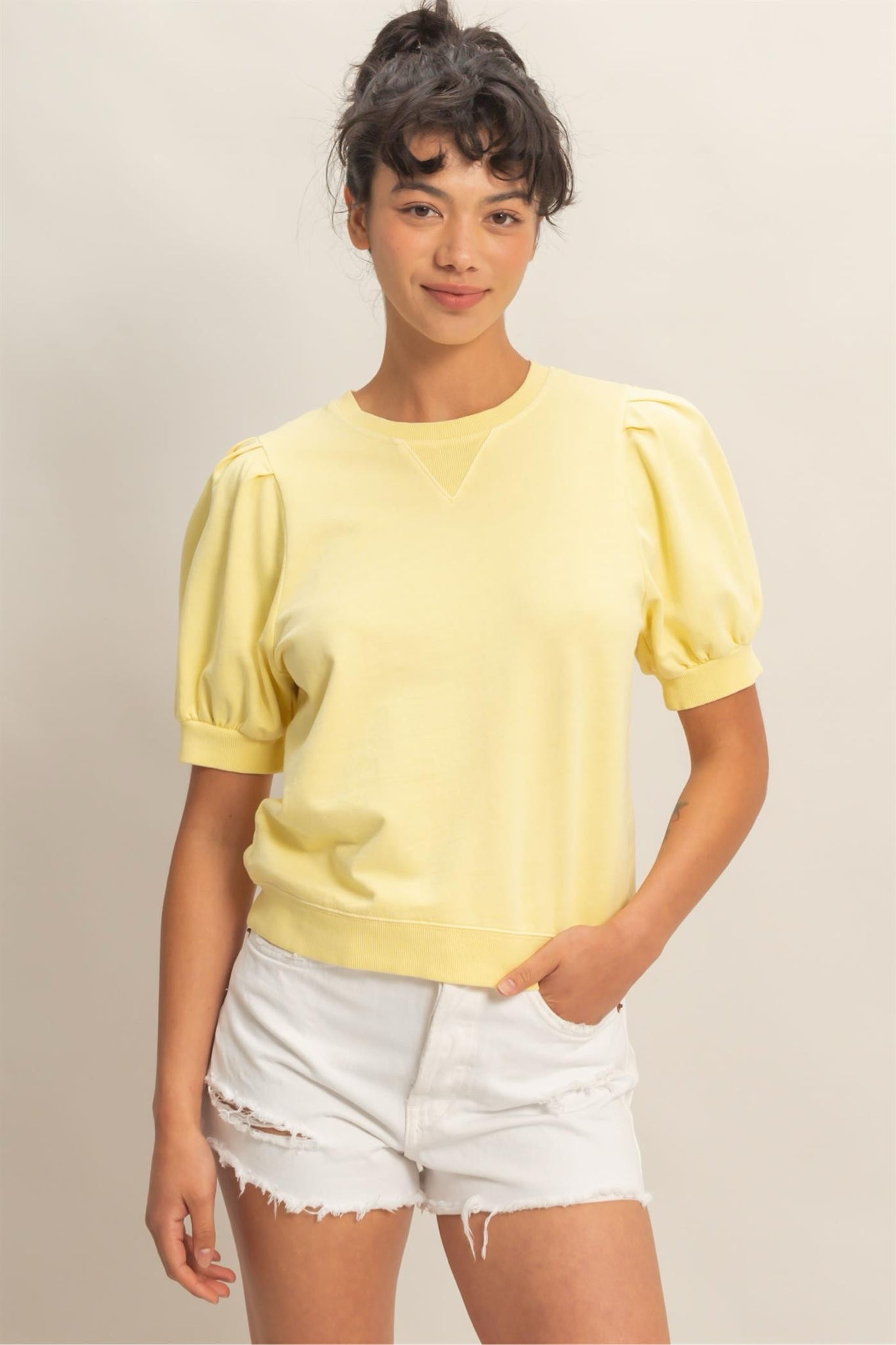 New DOUBLE ZERO PALE YELLOW Size S Short Sleeve Blouse