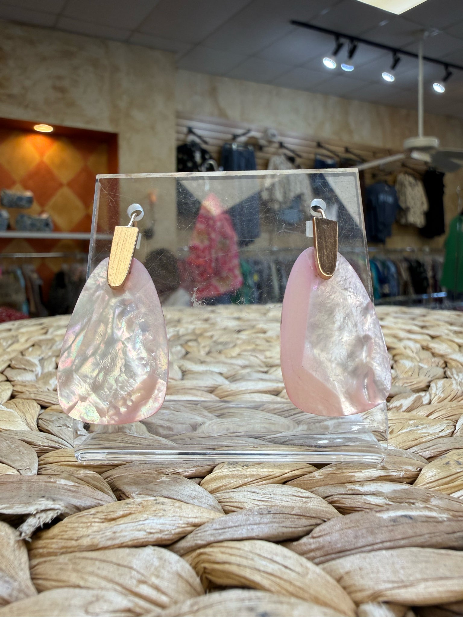 Pre-owned KENDRA SCOTT Pink Designer Earring