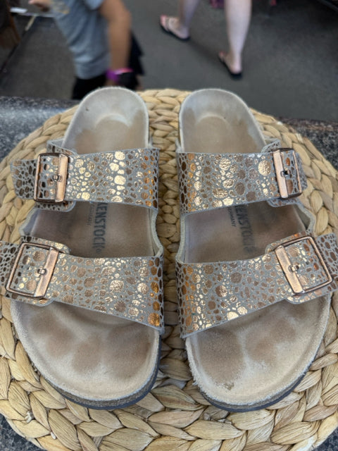 Pre-owned BIRKENSTOCK Gold animal Size 10 Designer Sandal