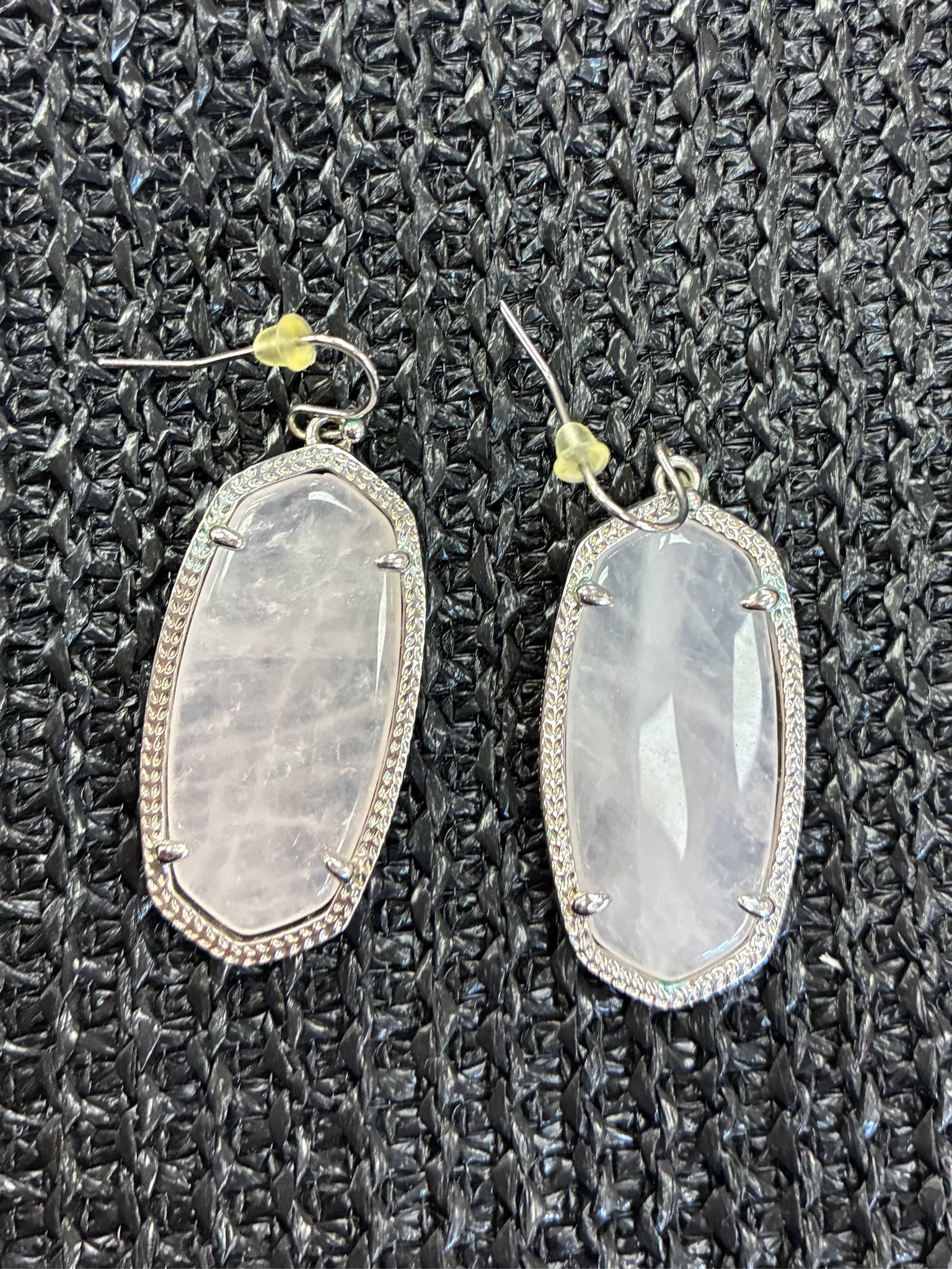 Pre-owned KENDRA SCOTT Pink Silver Trim Designer Earring