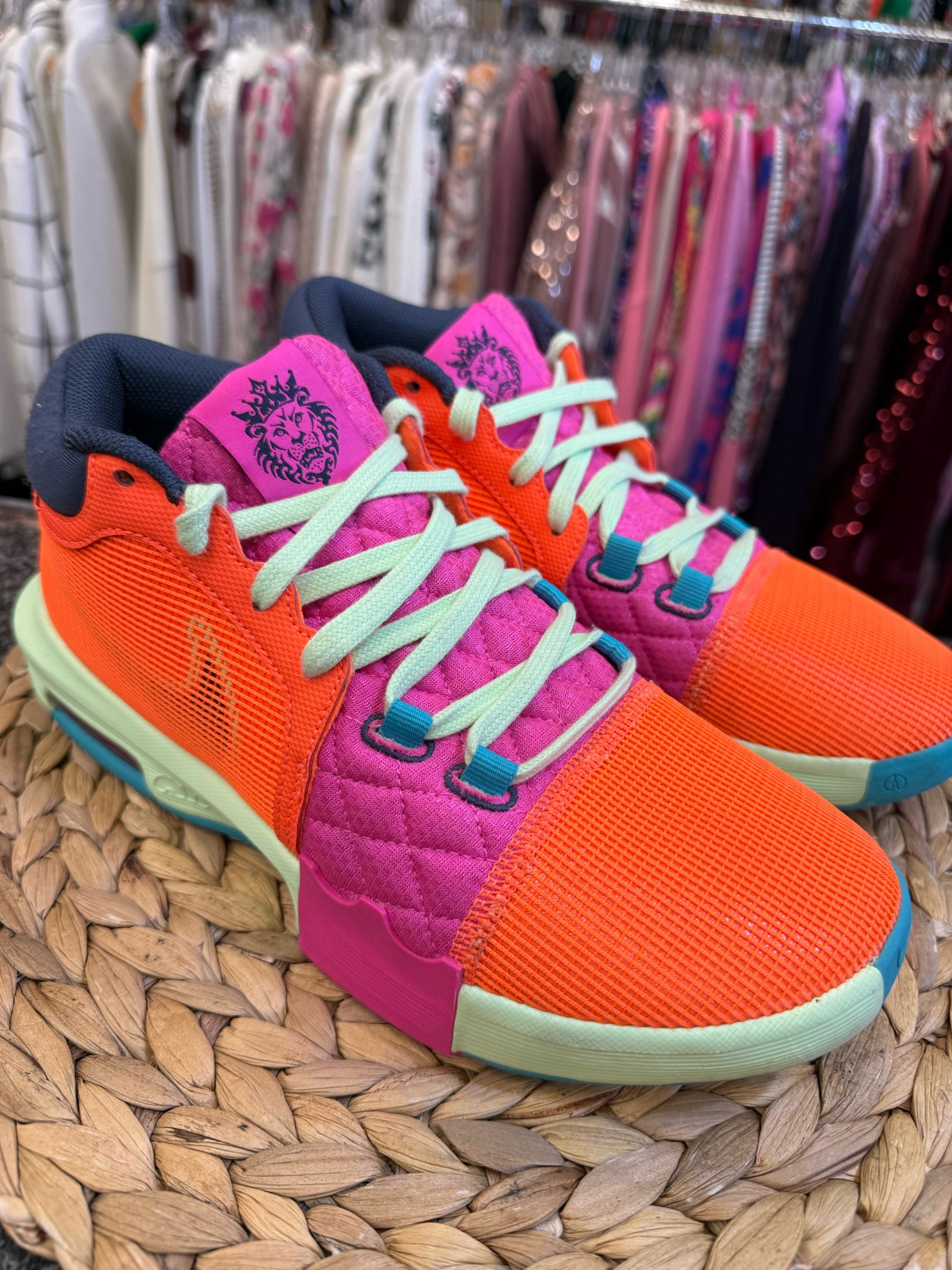 New  Without Tag NIKE Orange Hot Pink Size 8 Designer Sneaker