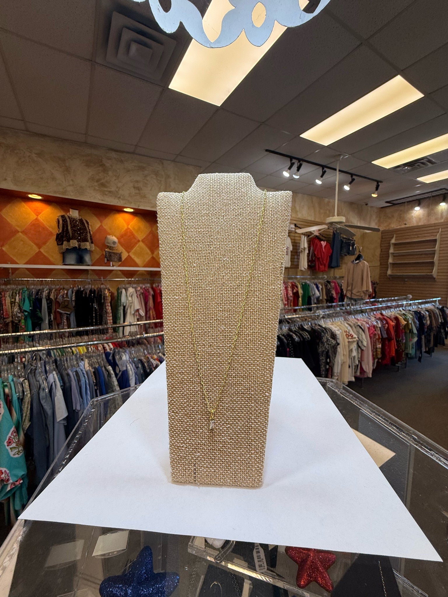 Pre-owned KENDRA SCOTT Gold Designer Necklace