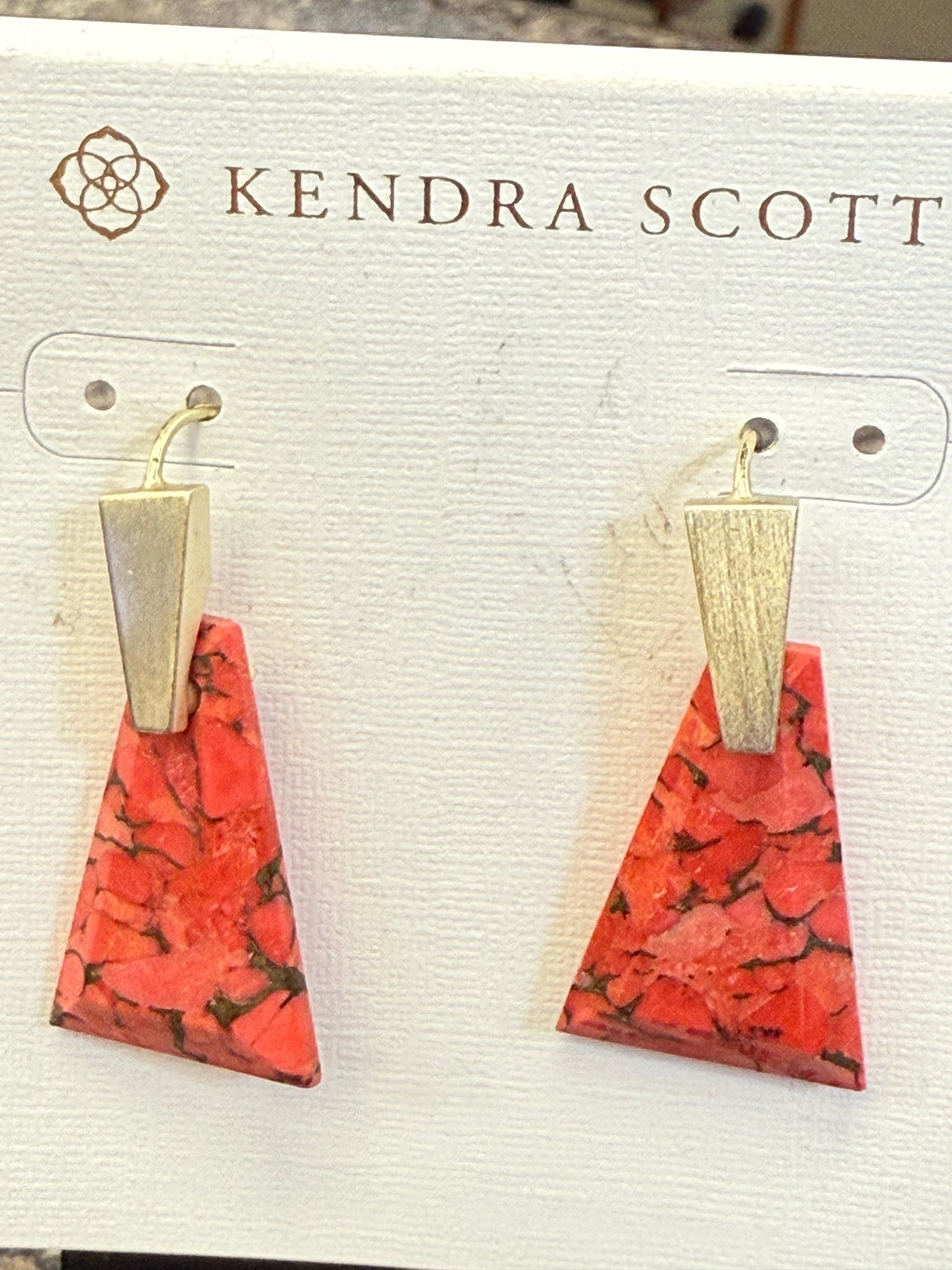 Pre-owned KENDRA SCOTT Gold Coral Designer Earring