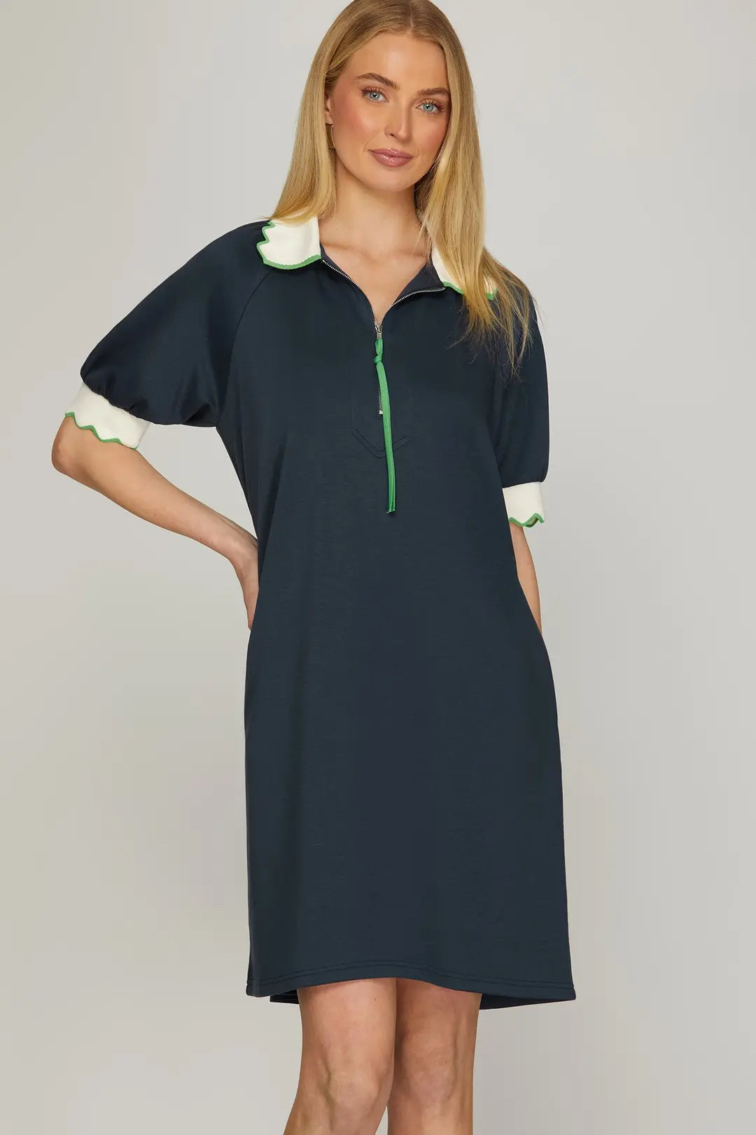 New  SHE+SKY Navy Cream Trim Size Small Short Sleeve Dress