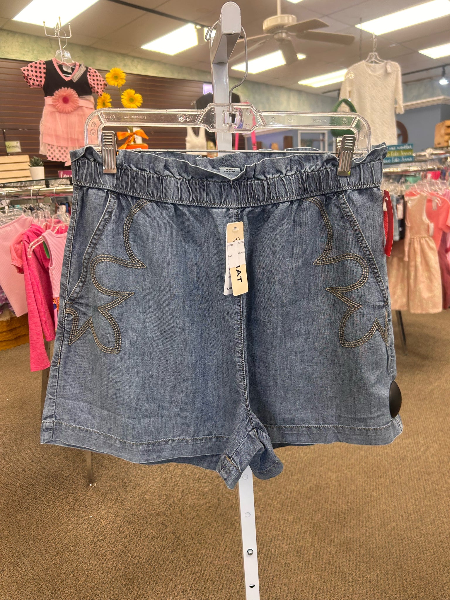 New with Tag ARIAT Denim Size 10 Shorts