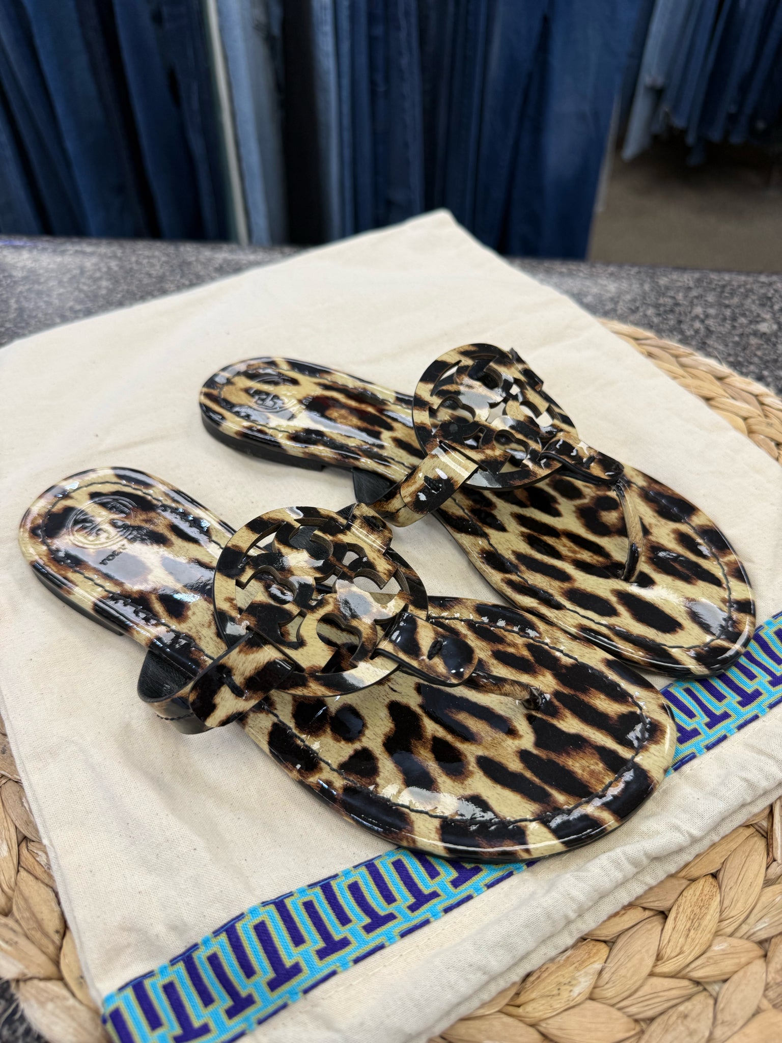 Pre-owned TORY BURCH Leopard Size 7 Designer Sandal