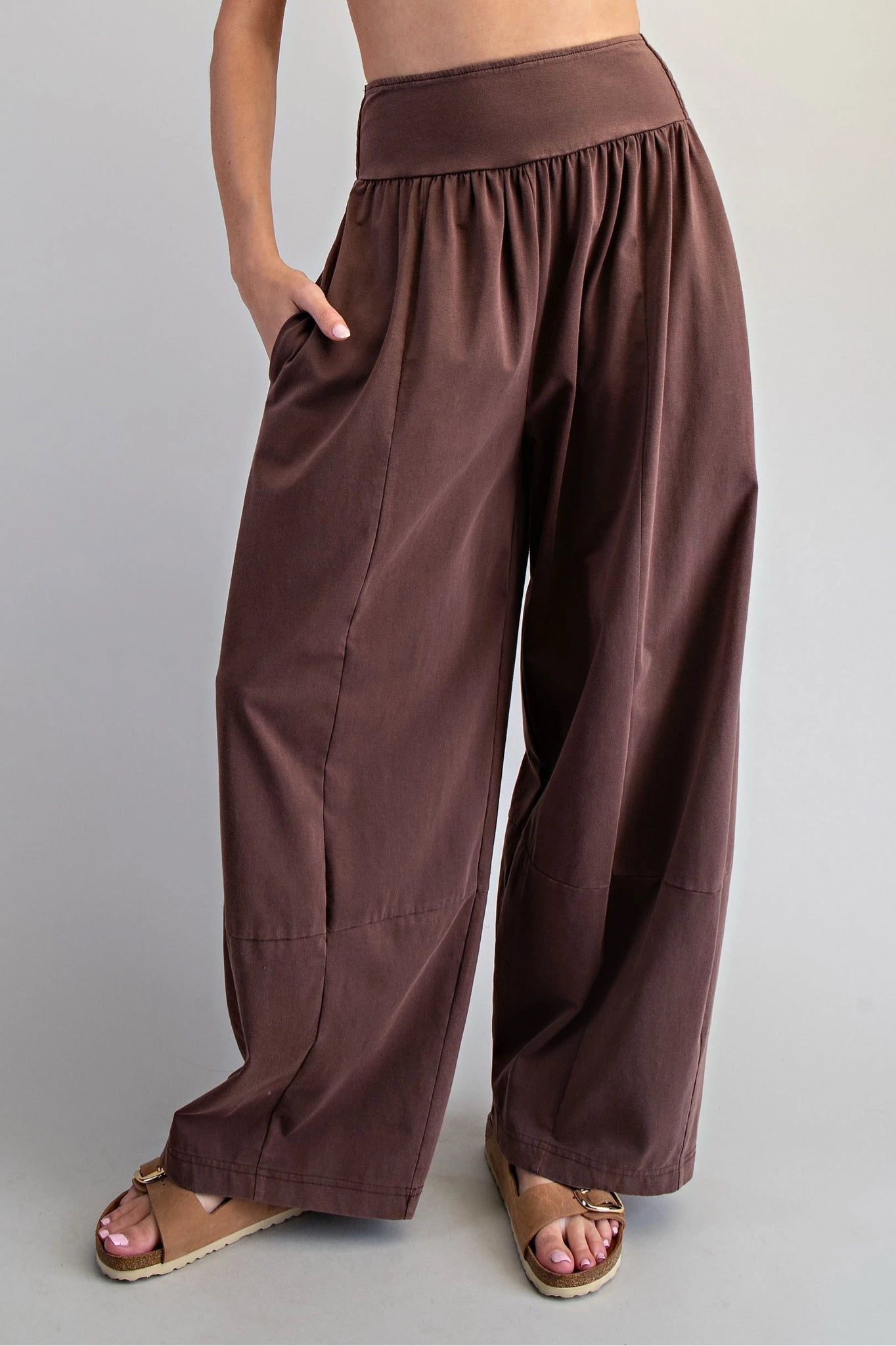 New EE:SOME Brown Size Small Pants