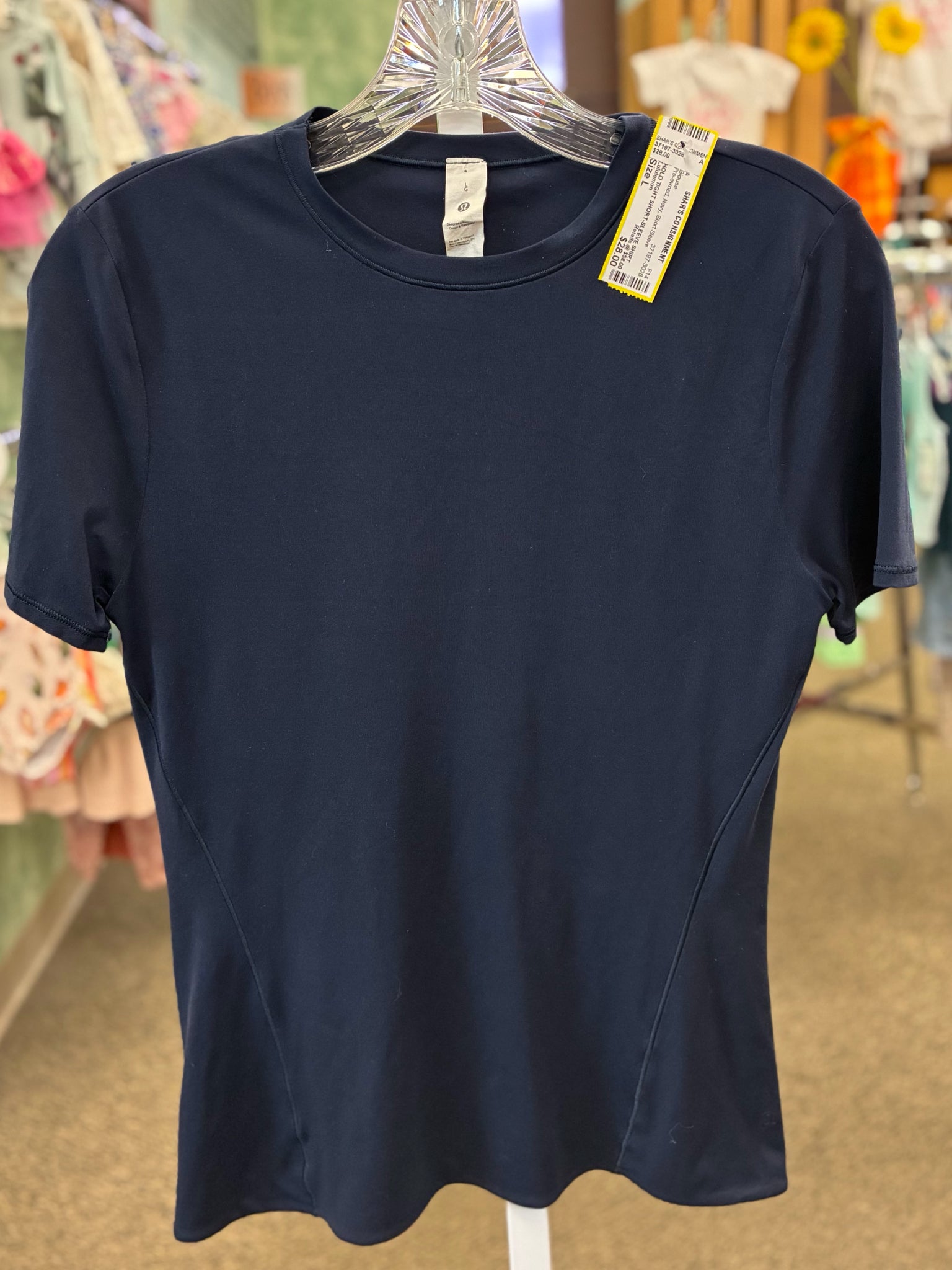 Pre-owned Lululemon Navy Size: L Short Sleeve Blouse