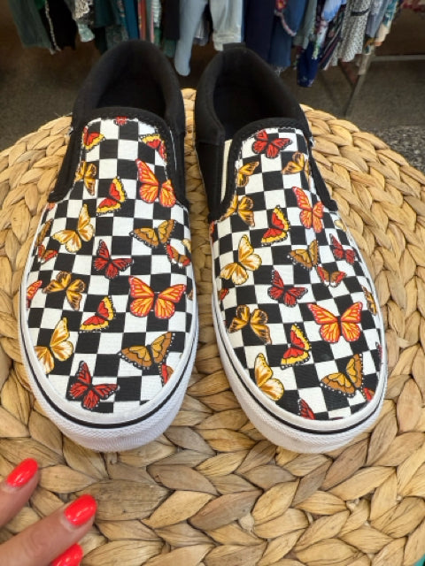 New  Without Tag VANS Black Print Red Size 5 Shoe