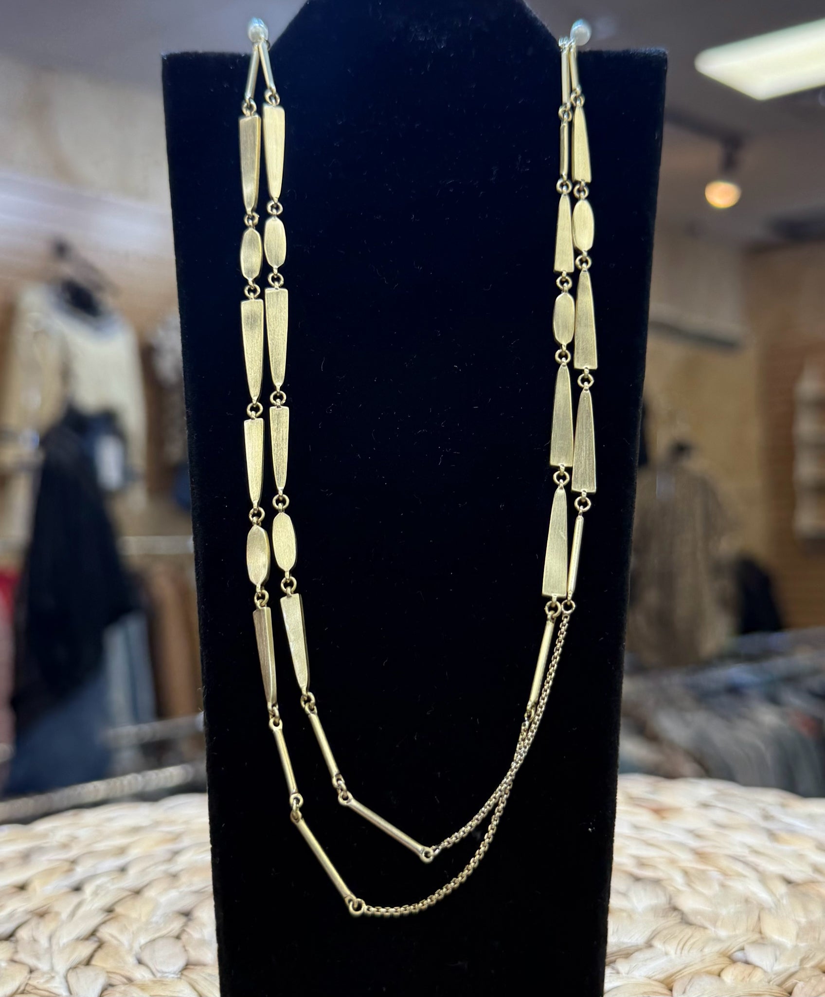 Pre-owned KENDRA SCOTT Gold Designer Necklace