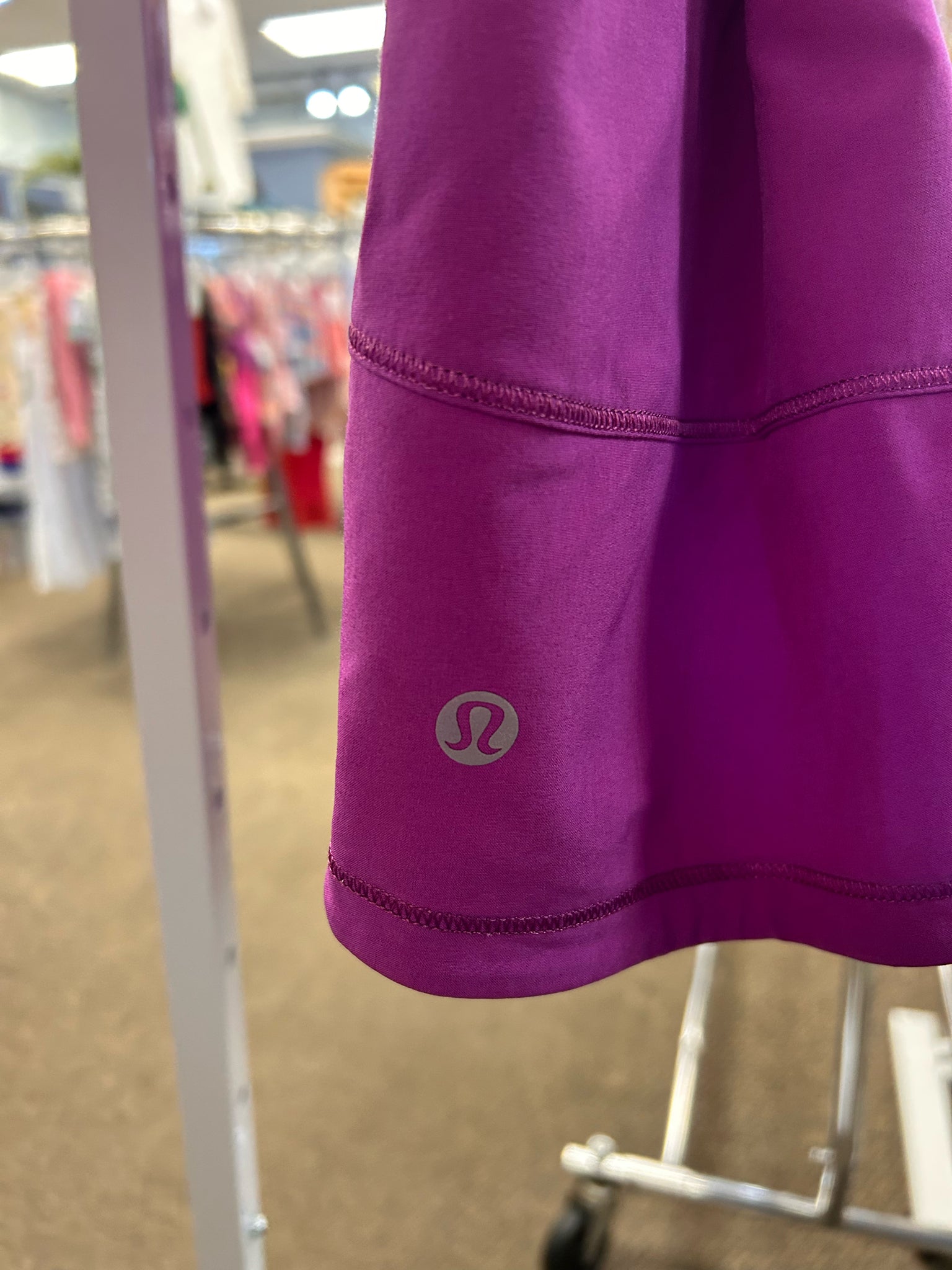 Pre-owned Lululemon Purple Size: 8 Designer Skort