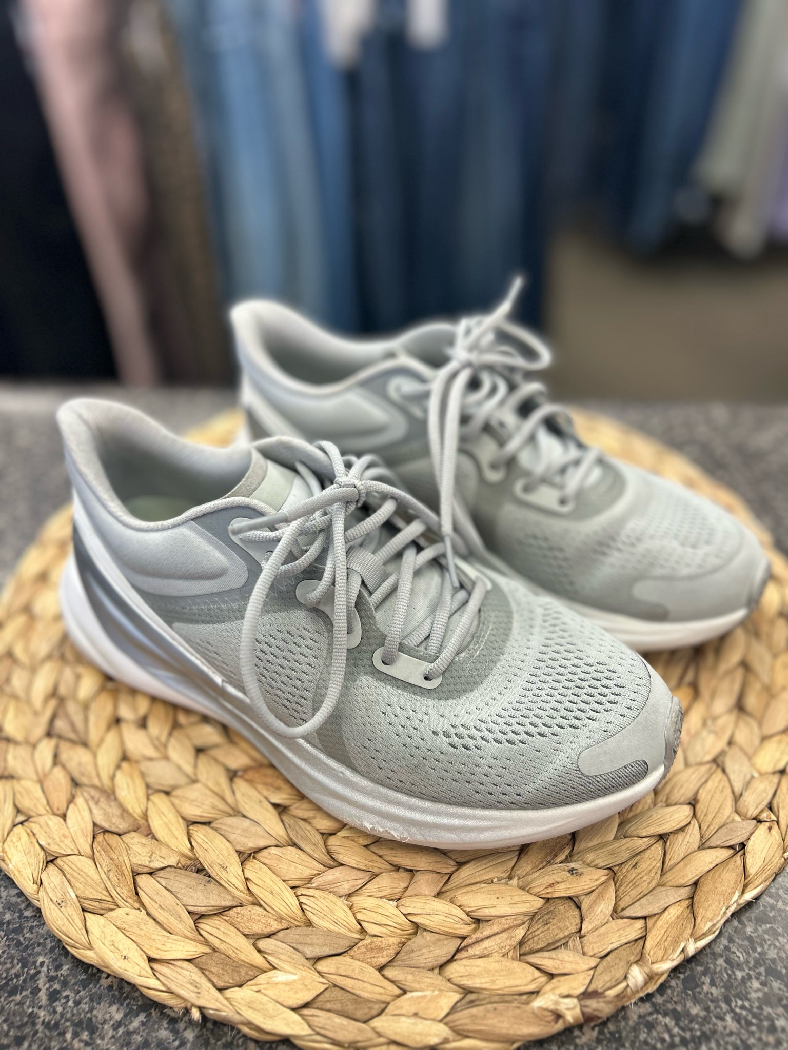 Pre-owned Lululemon Gray Size 7 Designer Sneaker