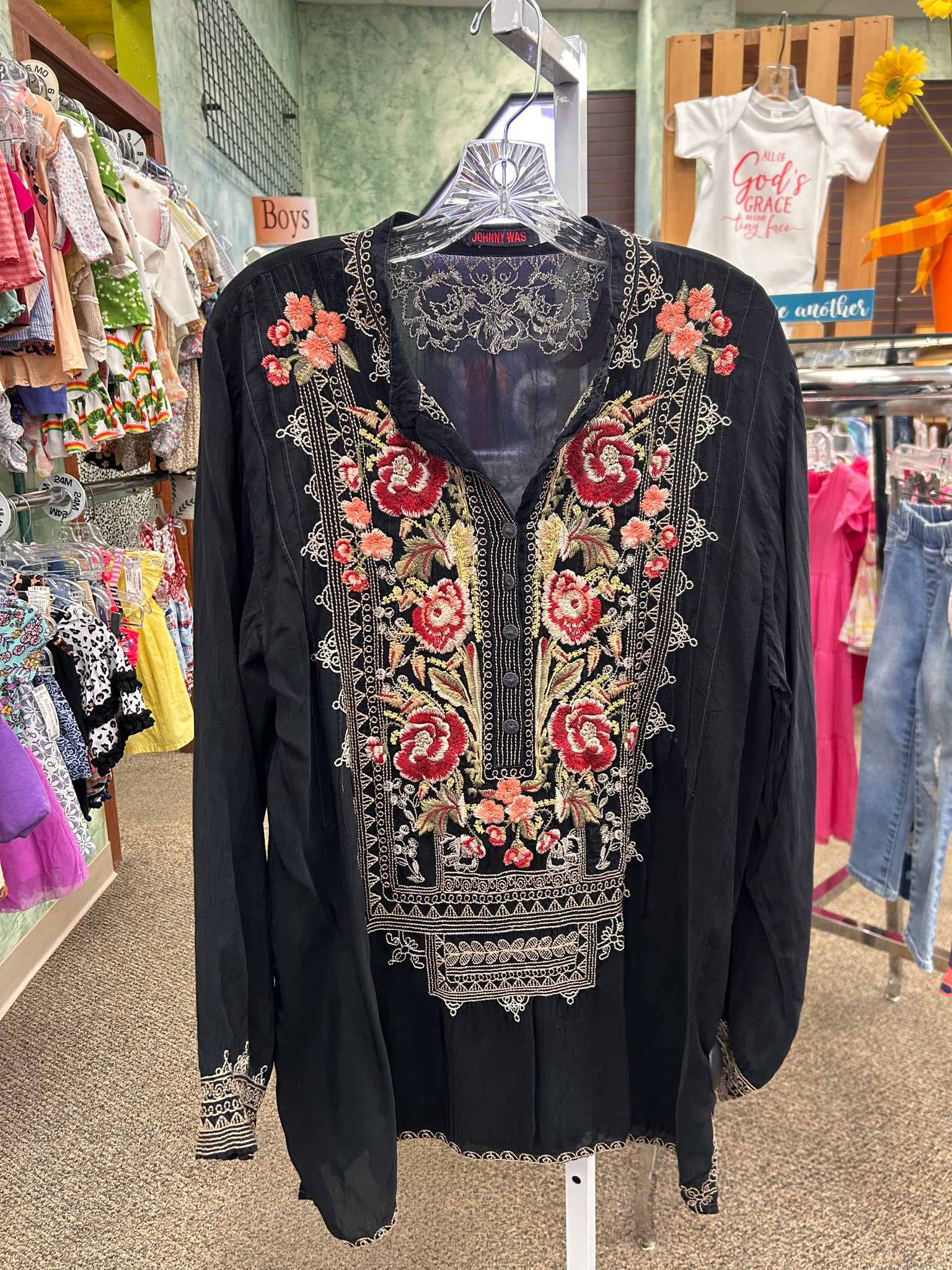 Pre-owned JOHNNY WAS Black Maroon Long Sleeve Size: L Designer Blouse