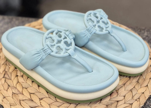 New  Without Tag TORY BURCH Light blue Green Trim Size 8.5 Designer Sandal