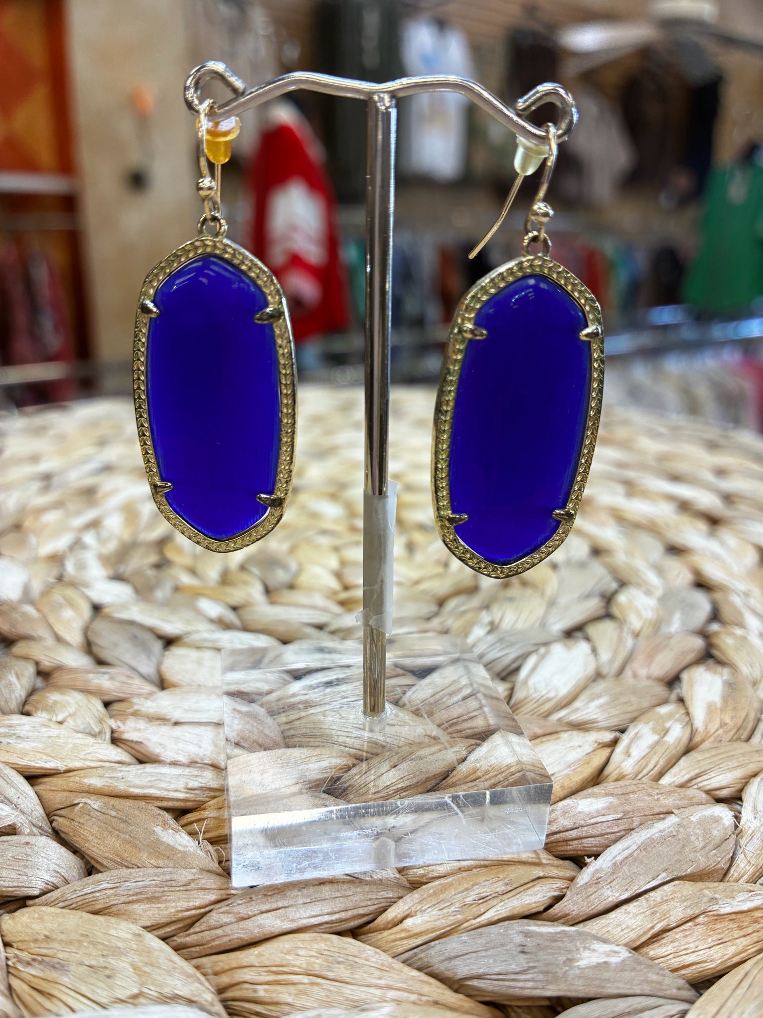 Pre-owned KENDRA SCOTT Navy Gold Trim Designer Earring