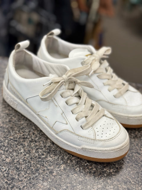 Pre-owned Golden Goose White Size 6 Designer Sneaker