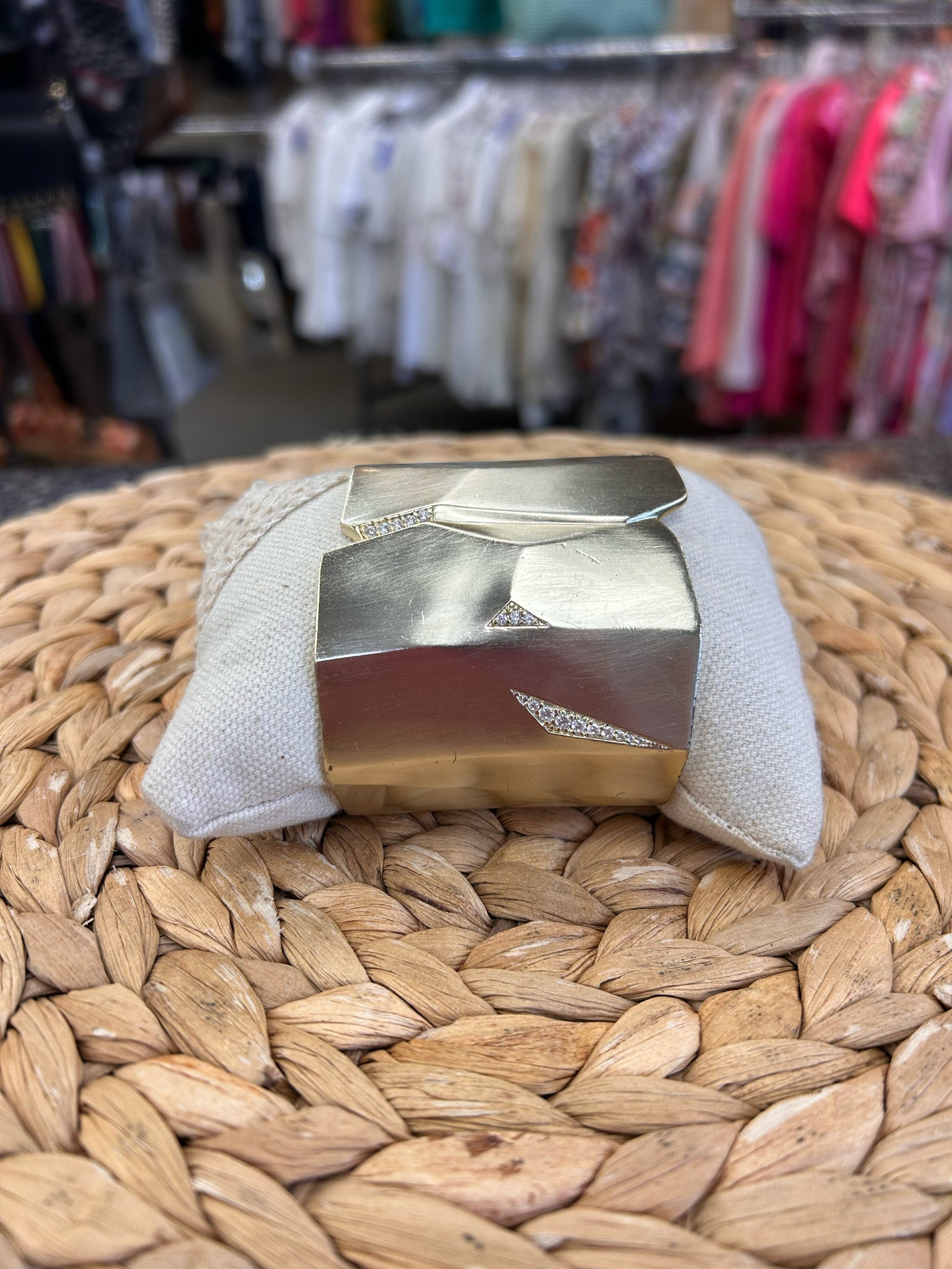 Pre-owned KENDRA SCOTT Gold Designer Bracelet