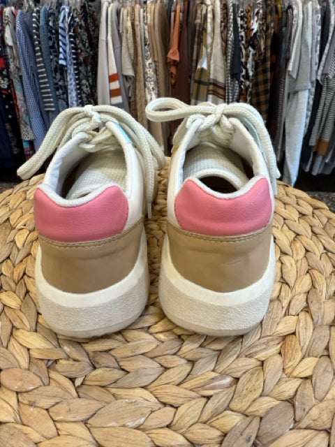 Pre-owned MERAKI Cream Peach Trim Size 7 Sneaker