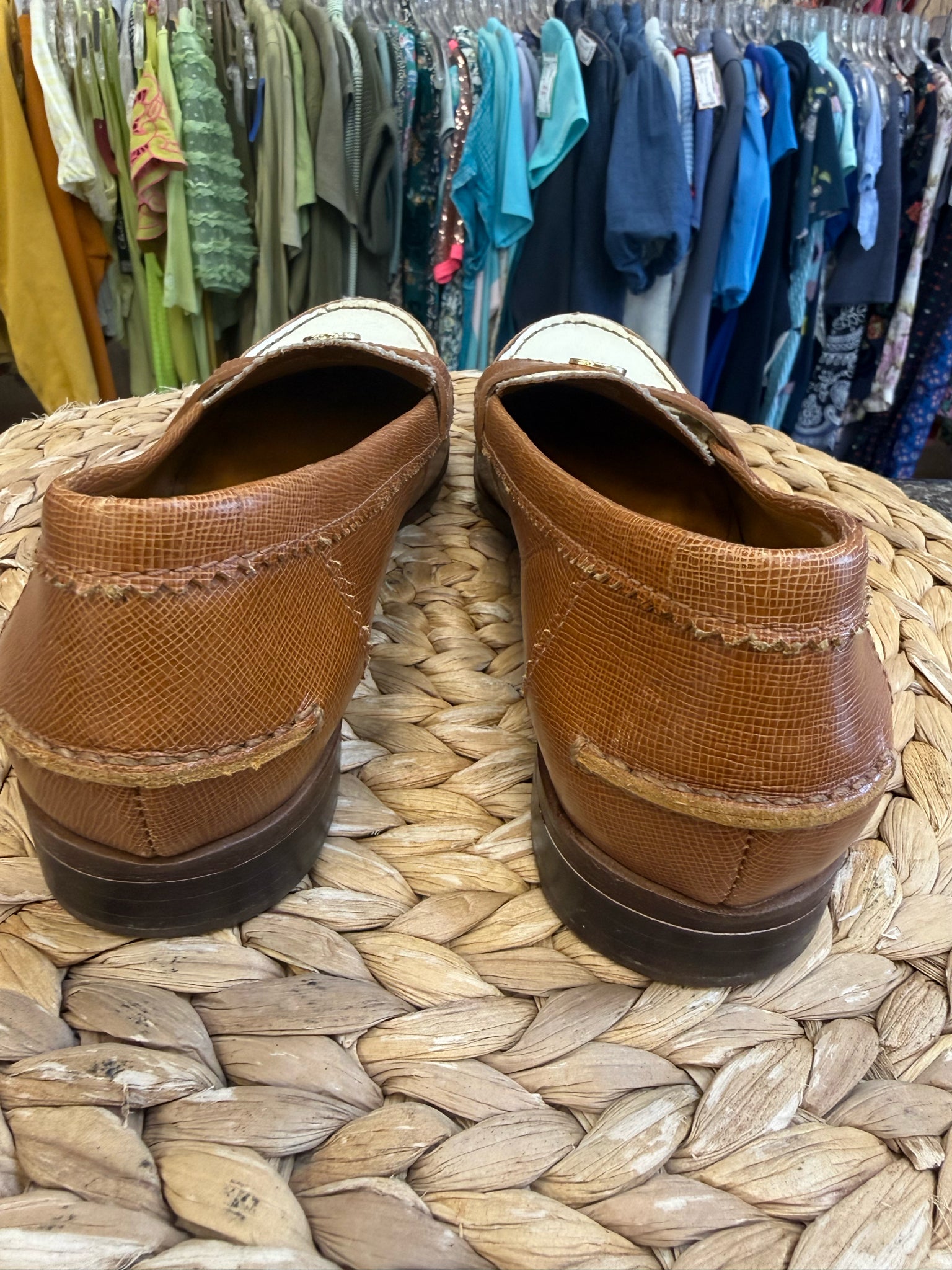 Pre-owned TORY BURCH Brown Cream Size 8 Shoe