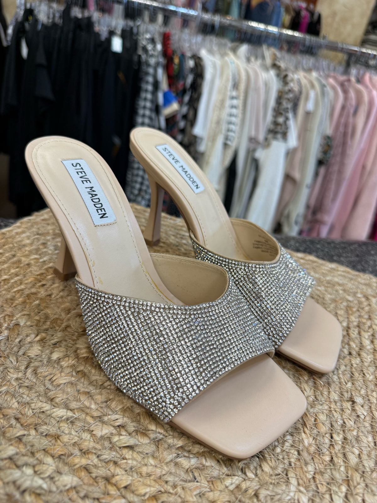 Pre-owned STEVE MADDEN Silver Tan Size 8 Heel