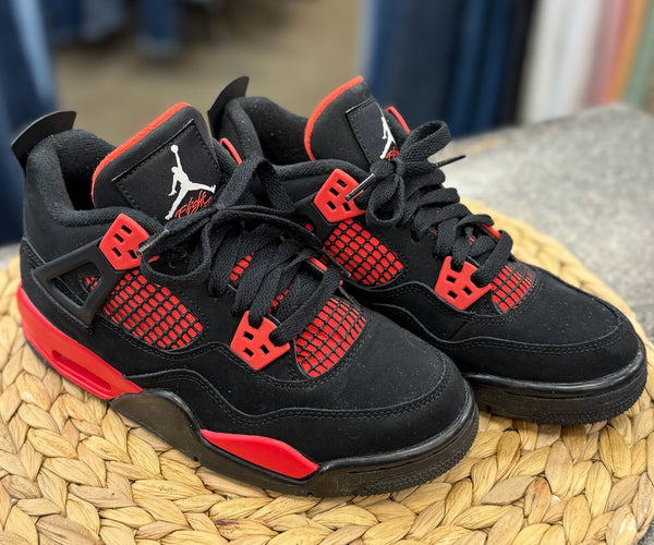 Pre-owned AIR JORDAN Black Red Trim C-SIZE 4 Boys Designer Sneaker