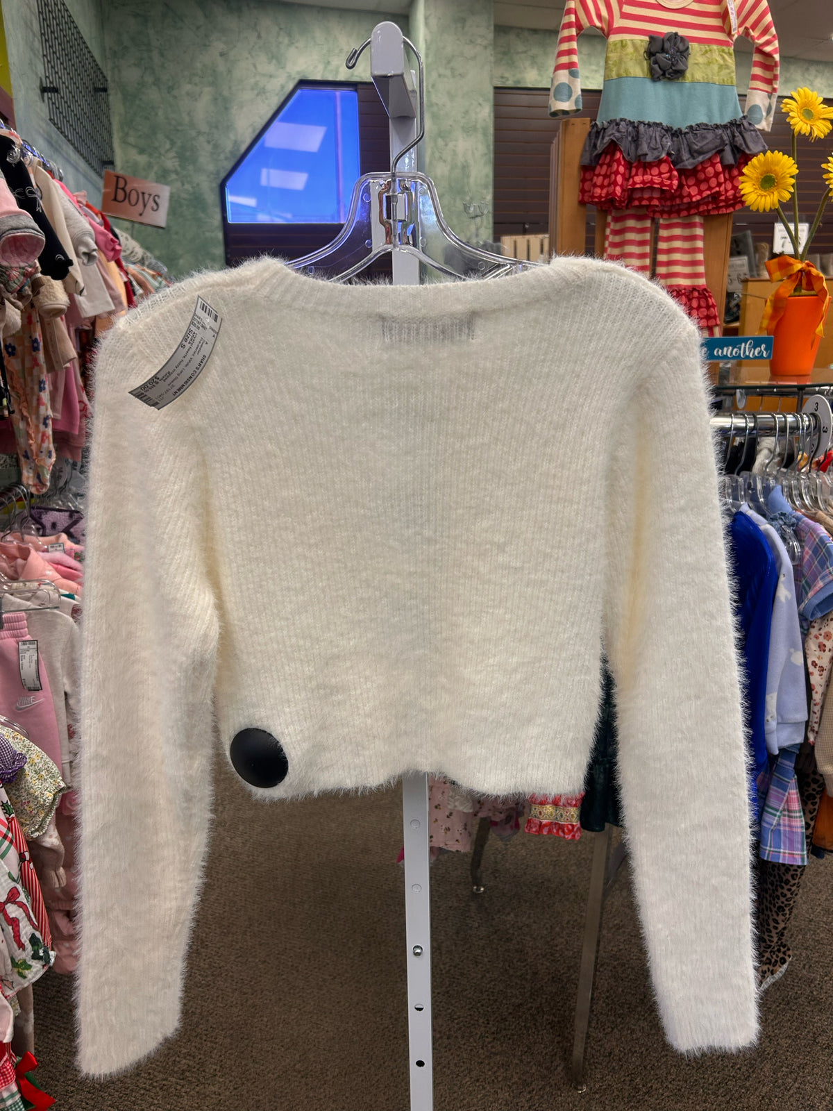 Pre-owned AKIRA White Size S Long Sleeve Sweater