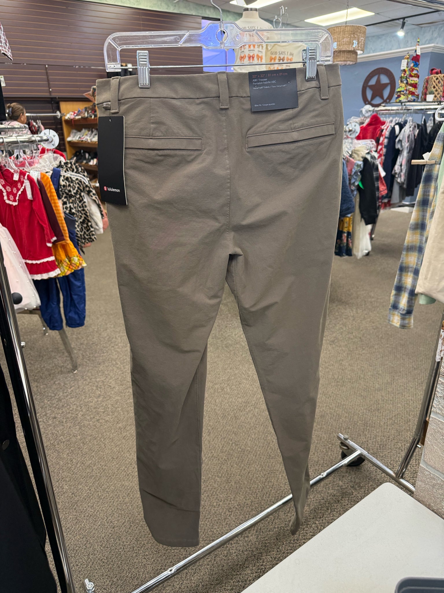 Pre-owned Lululemon Taupe Mens Size 32 MENS Designer Pant