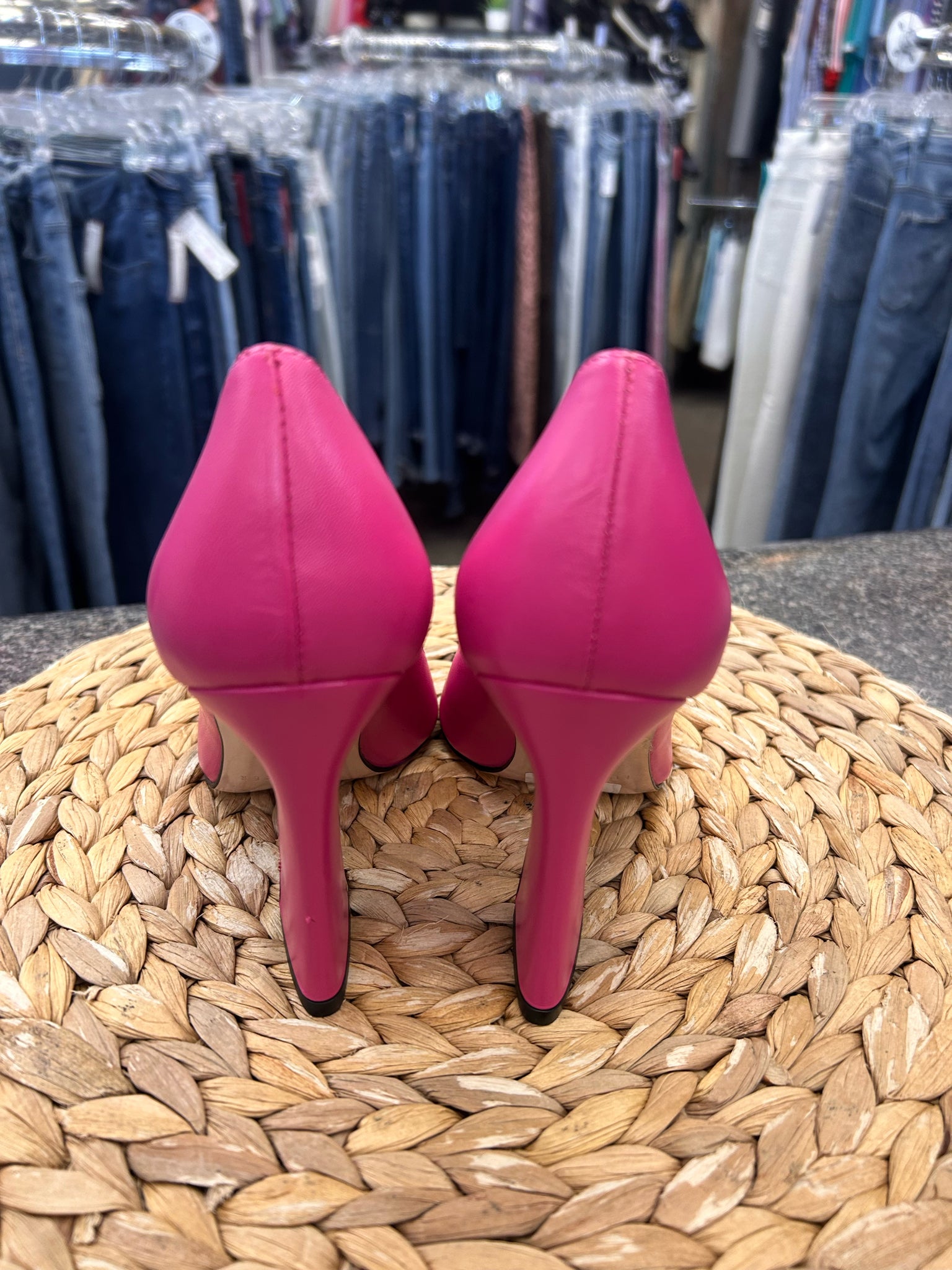 Pre-owned TED BAKER Hot pink Size 6.5 Designer Heel