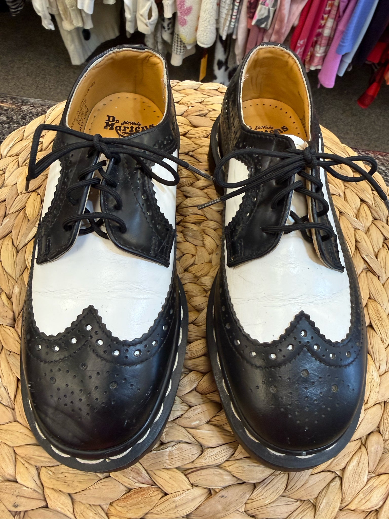 Pre-owned DR MARTENS Black White Shoe Size 3 Girls Shoe