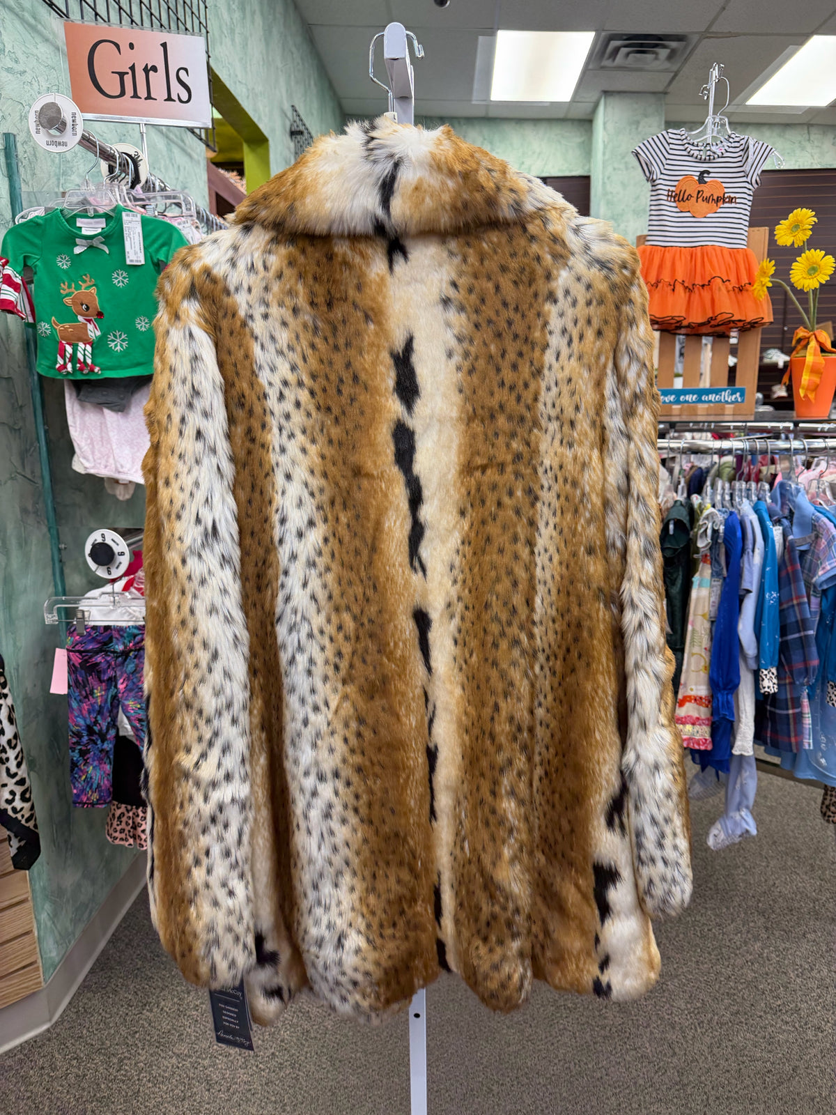 New with Tag PAMELA MCCOY Light brown Cream Size: L Designer Coat