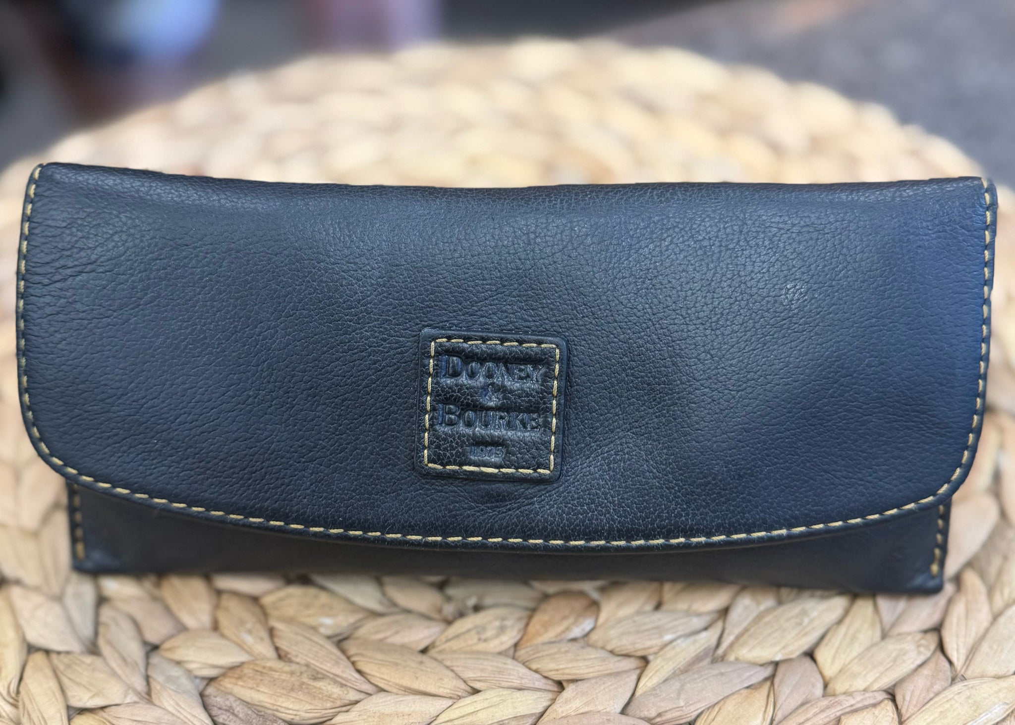 Pre-owned DOONEY&BOURKE Black Designer Wallet