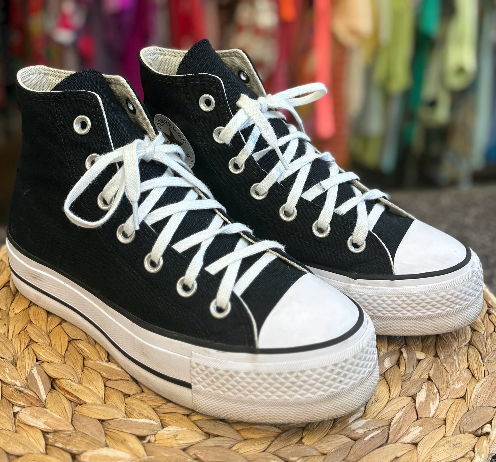 Pre-owned CONVERSE Black White Size 7 Designer Sneaker