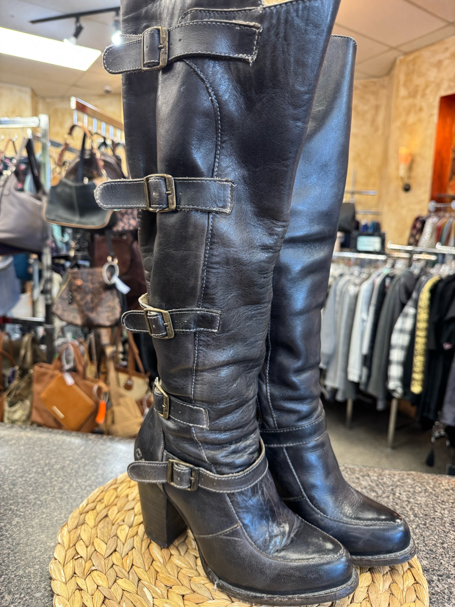 Pre-owned BED STU Black Size 7.5 Designer Boot