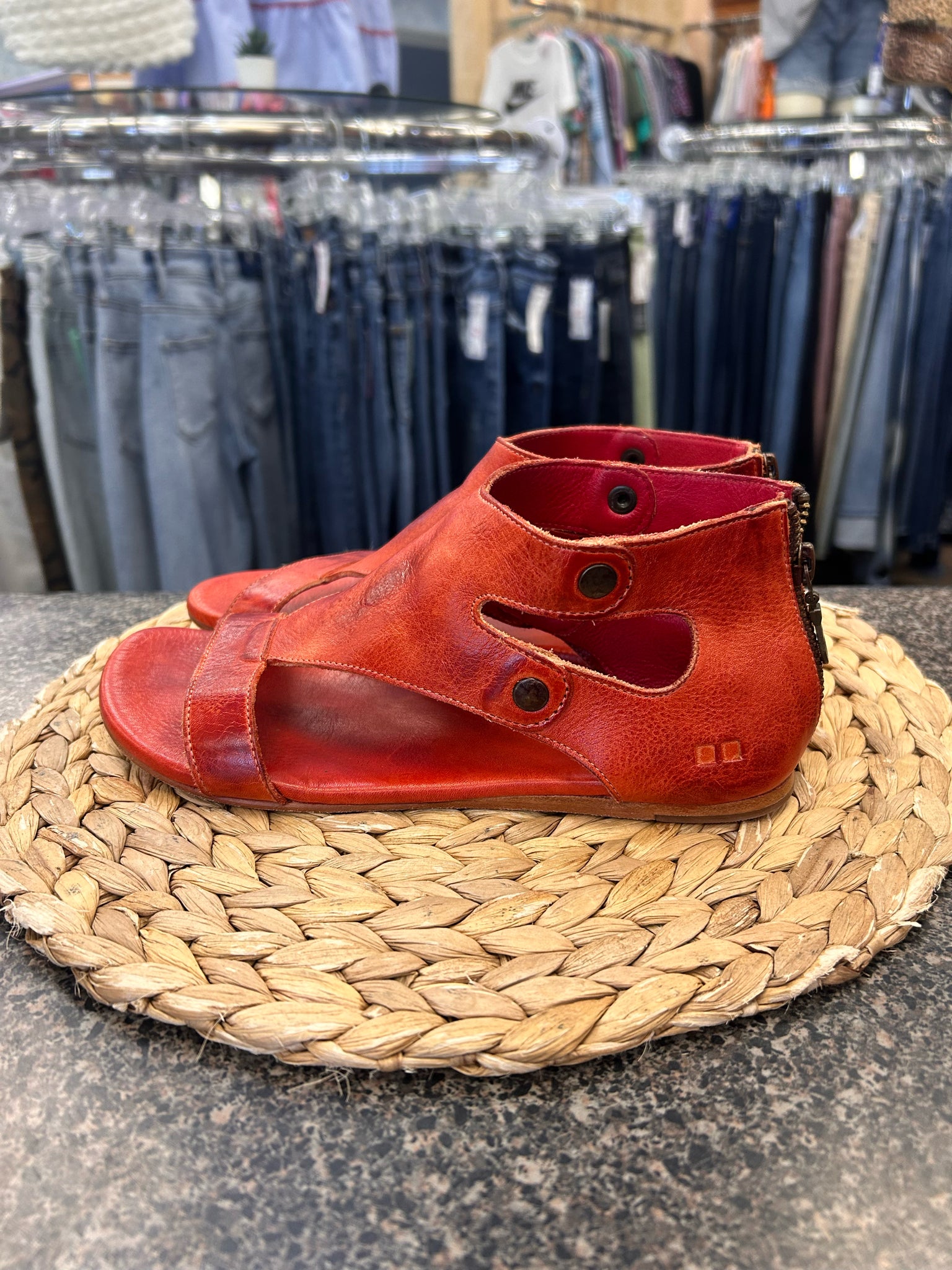Pre-owned BED STU Red Size 8 Designer Sandal