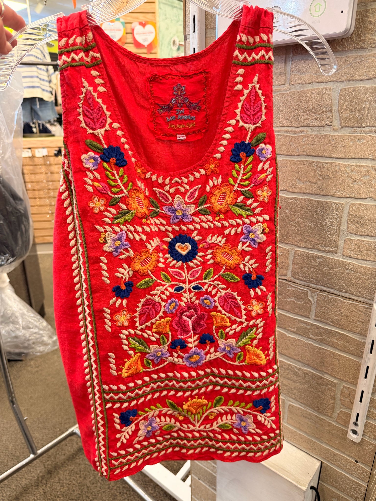 Pre-owned JOHNNY WAS Red Tan Sleeveless Size: M Designer Blouse