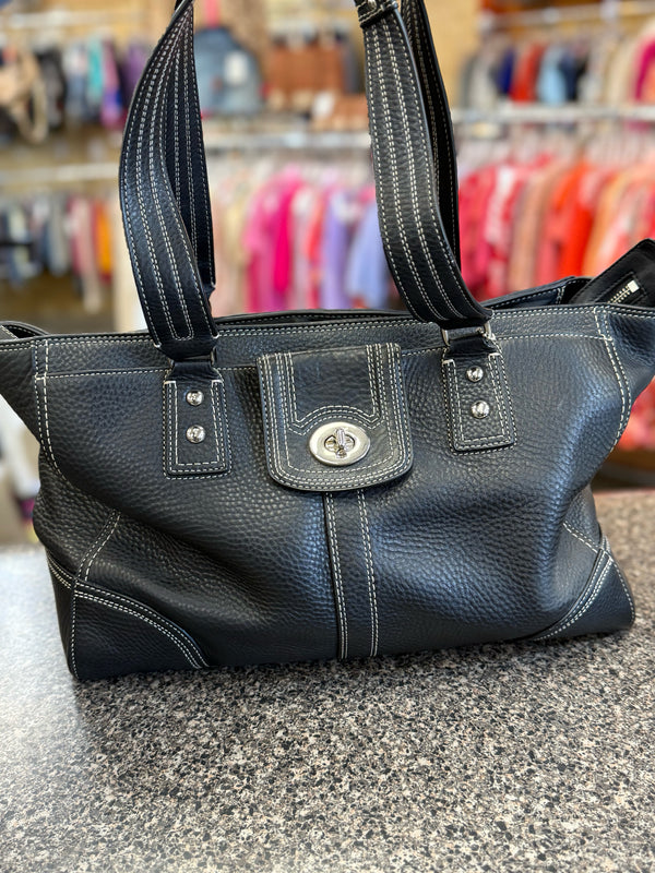 Pre-owned COACH Black Shoulder Designer Purse