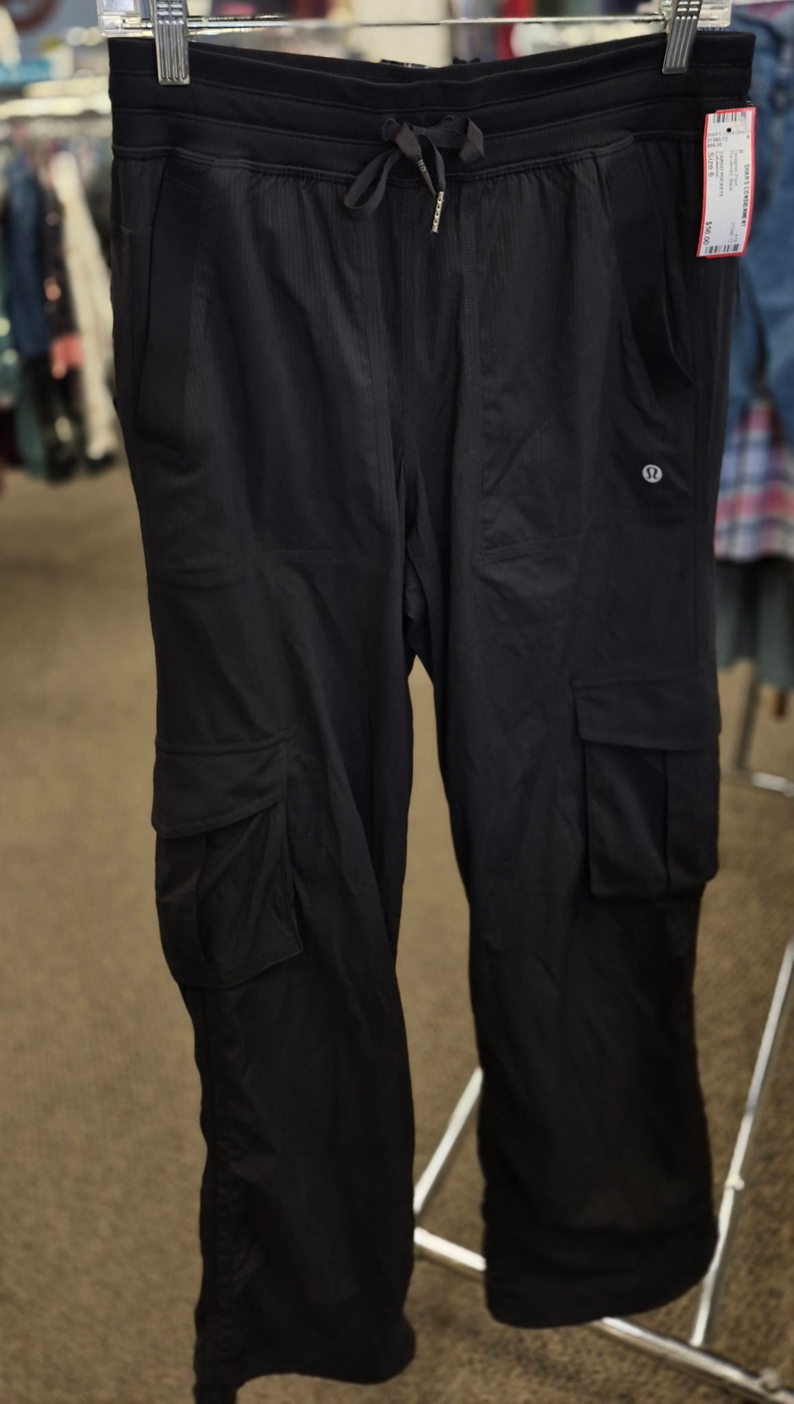 Pre-owned Lululemon Black Size: 6 Designer Pant