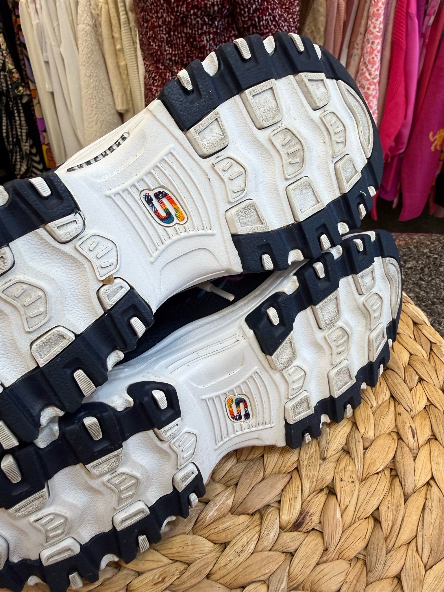 Pre-owned SKECHERS Dark Navy Multi Size 7 Sneaker