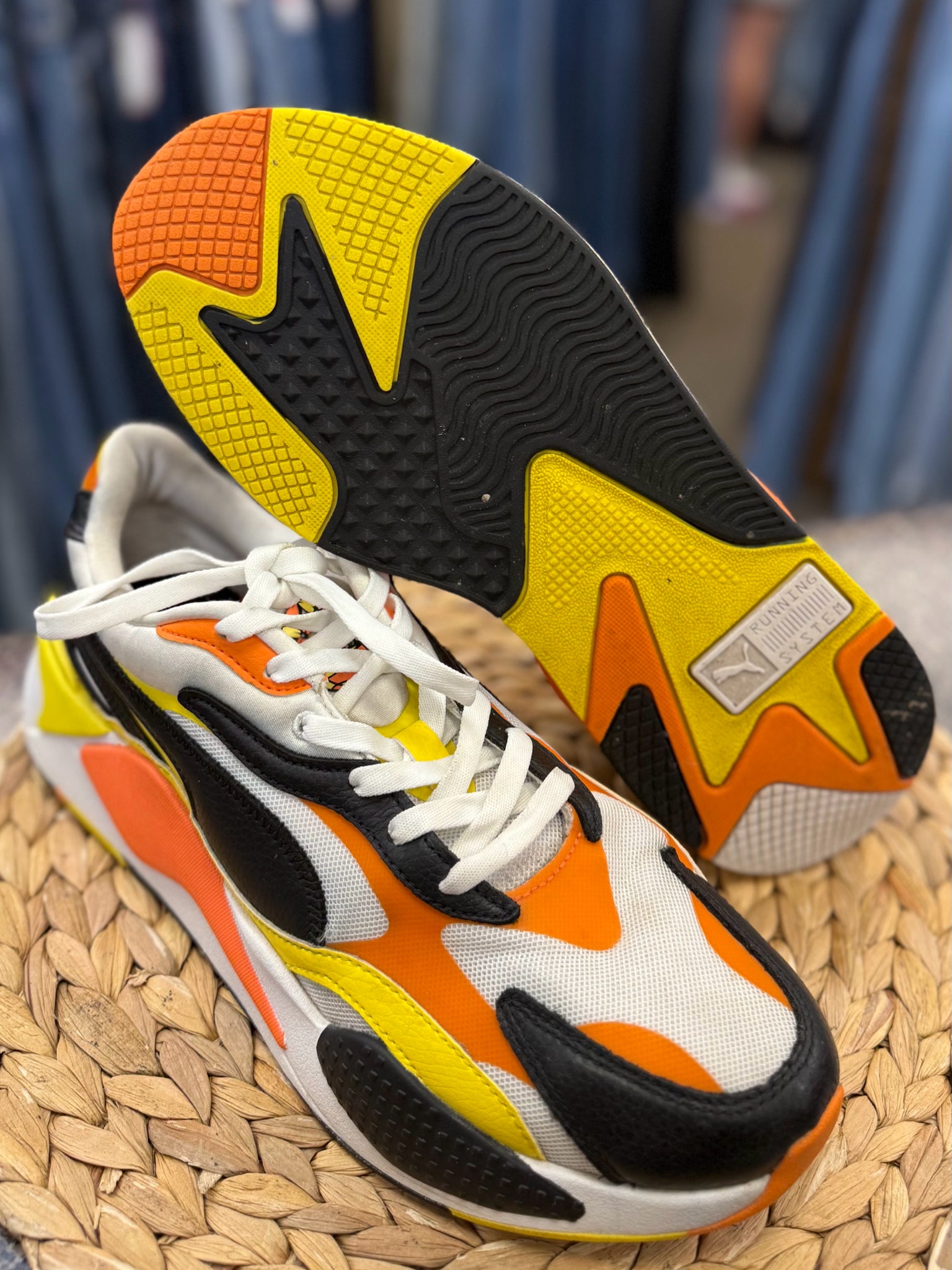 Pre-owned PUMA Orange Yellow SHOE SIZE 11.5 MENS Designer Sneaker