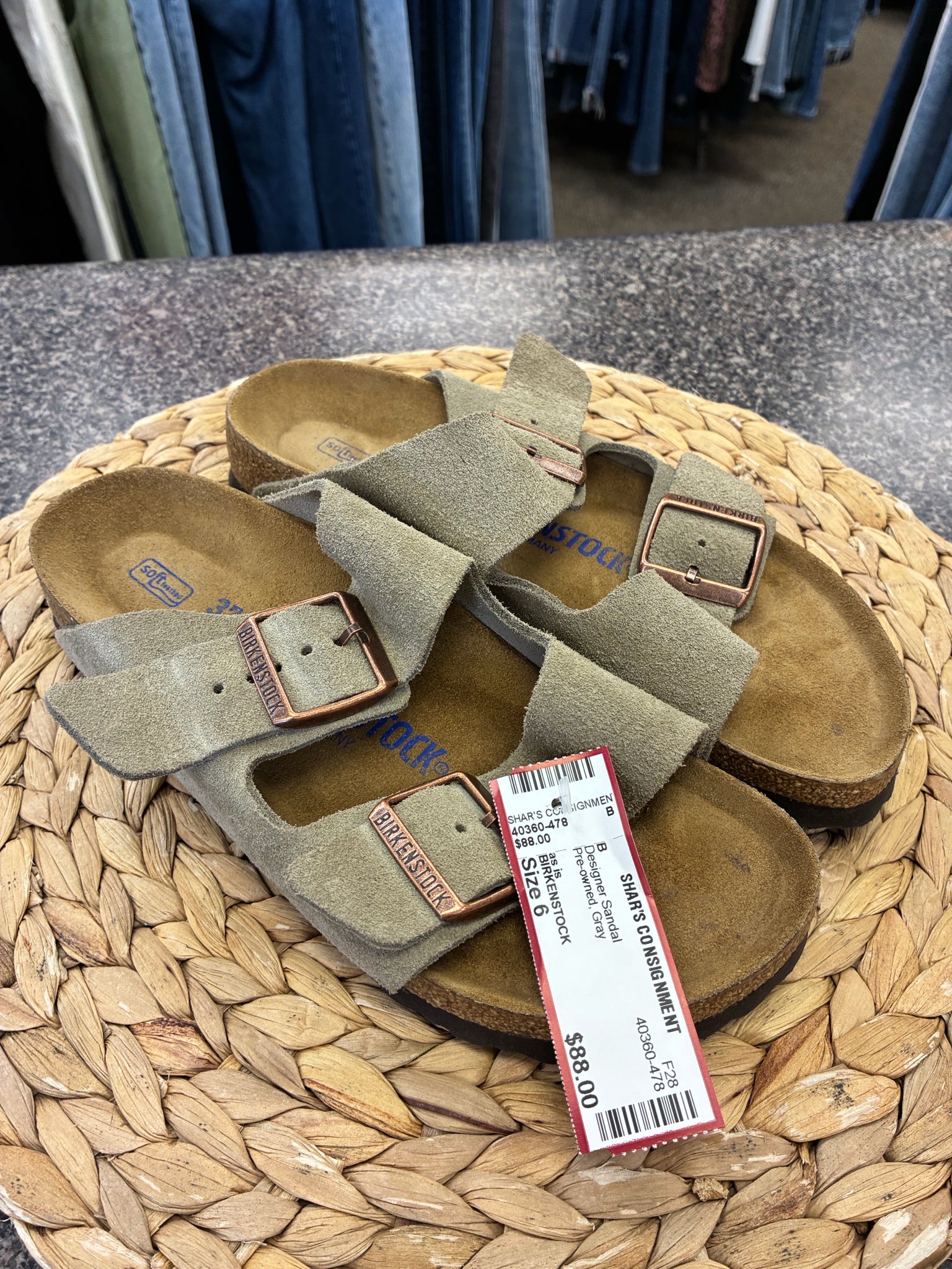 Pre-owned BIRKENSTOCK Gray Size 6 Designer Sandal