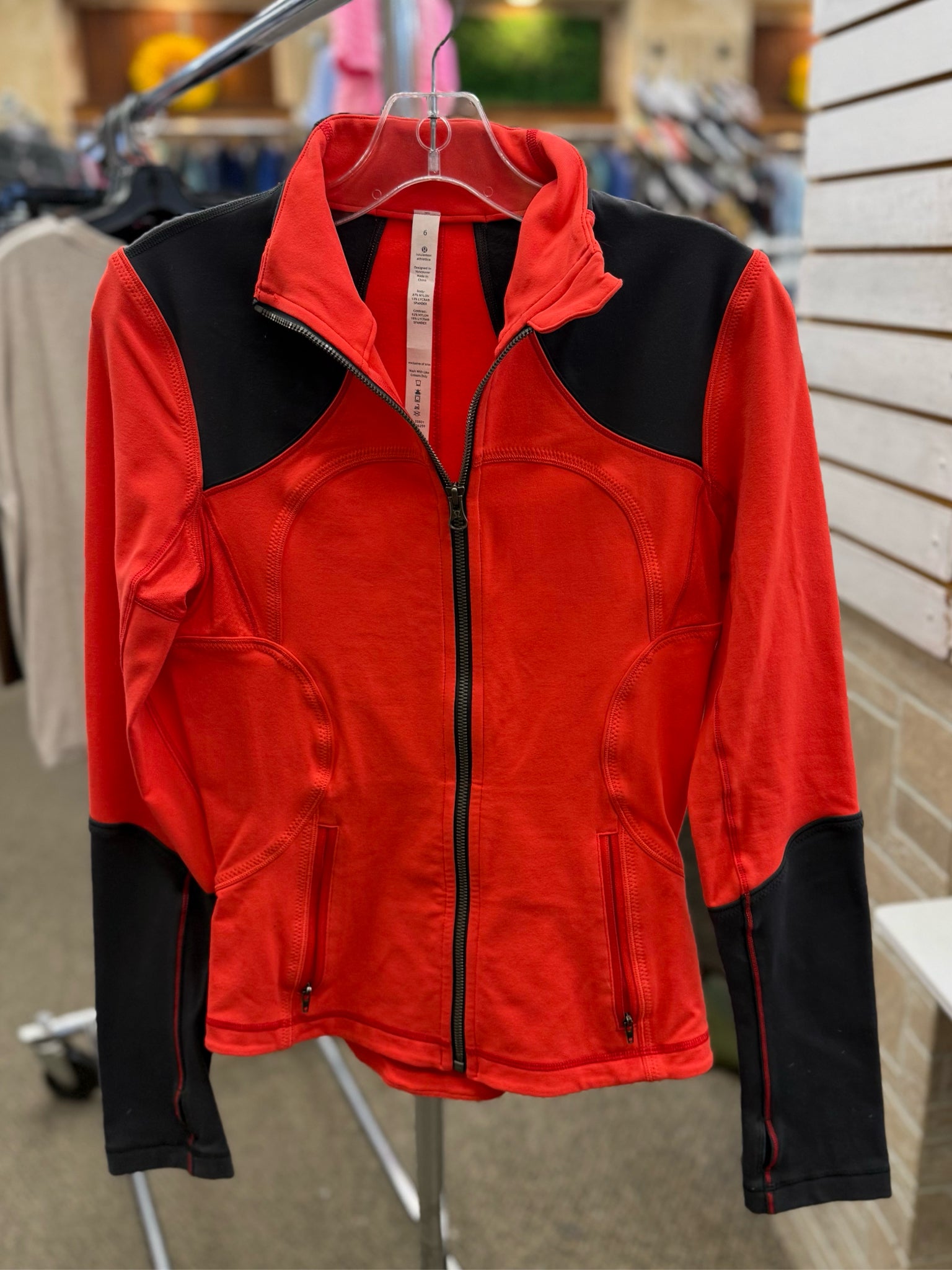 Pre-owned Lululemon Red Gray Size: S Long Sleeve Light Wt Jacket