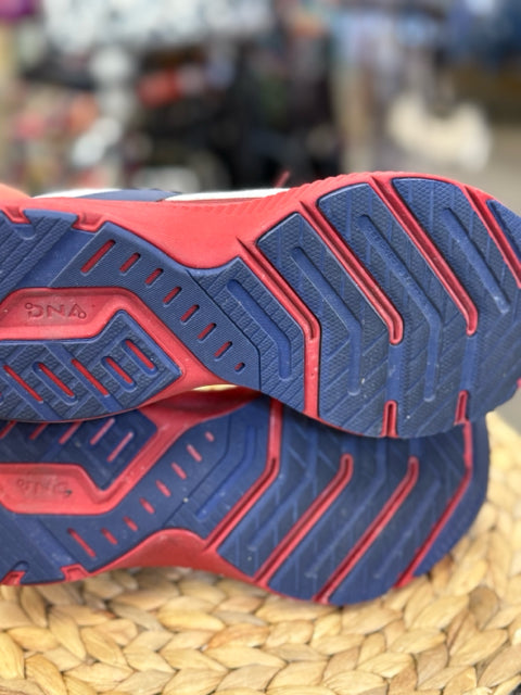 Pre-owned BROOKS Navy print Red Size 8 Designer Sneaker